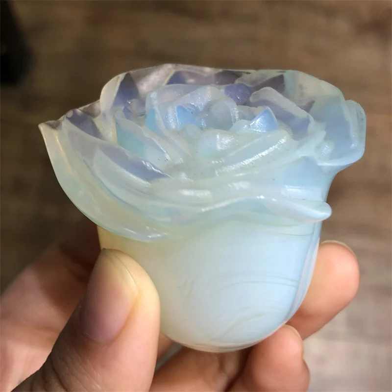 

High Quality White Opalite Flower Carving Polished Crystals Crafts As Christmas Ornaments Gifts Or Home Decoration 1pcs