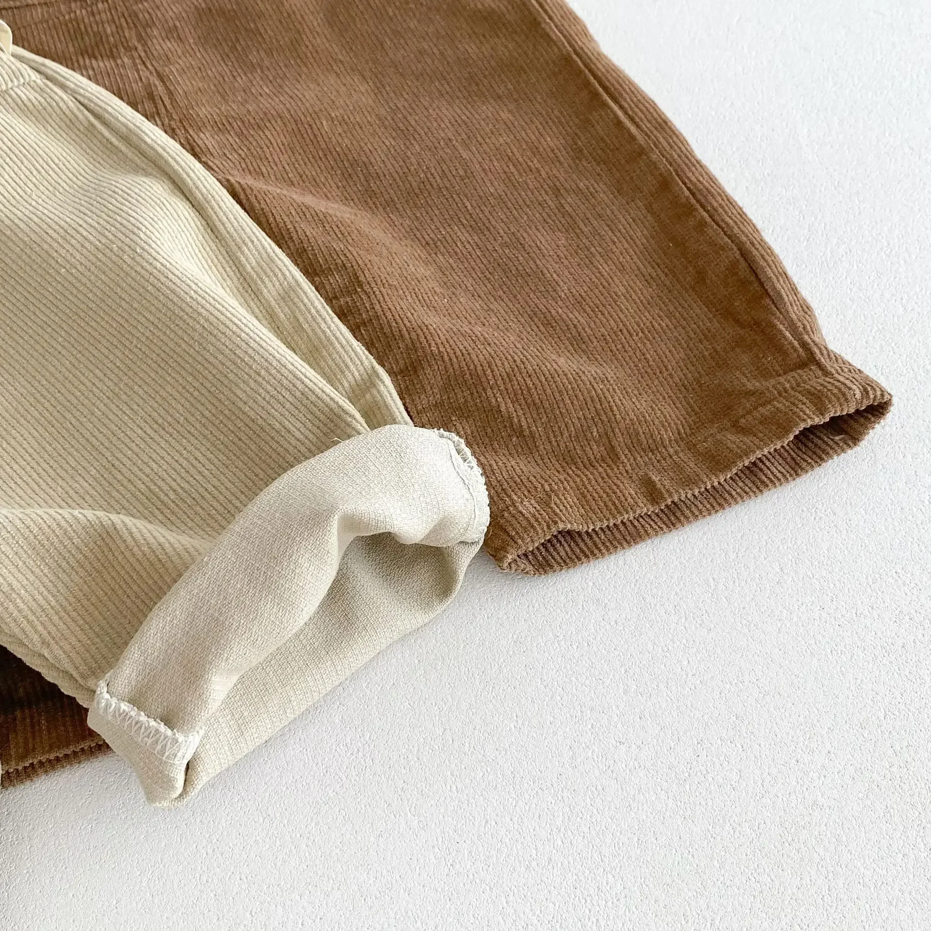 Новинка осени 2024 милая одежда для маленьких мальчиков детские вельветовые