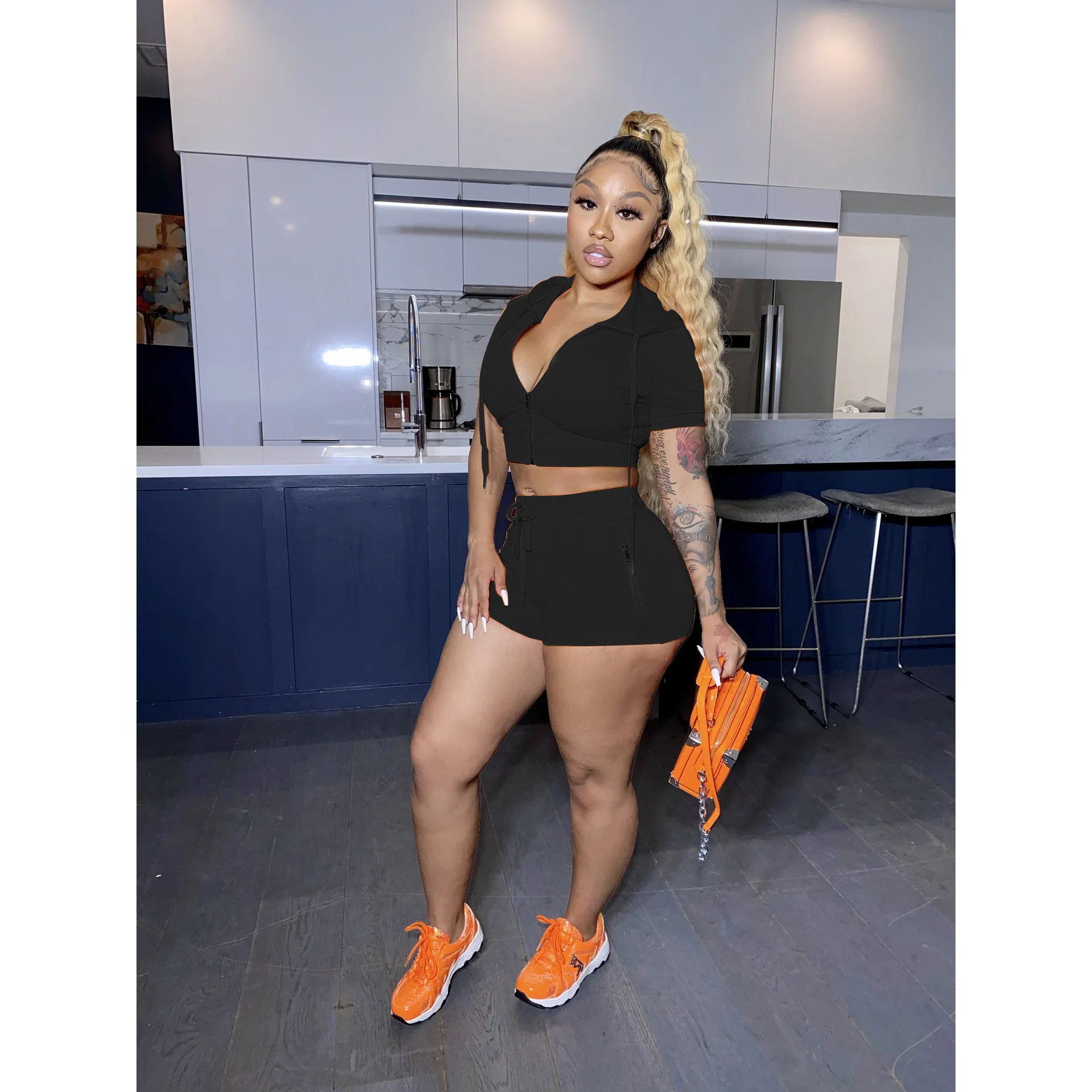 Женские короткие спортивные брюки комплект одежды с капюшоном для бега