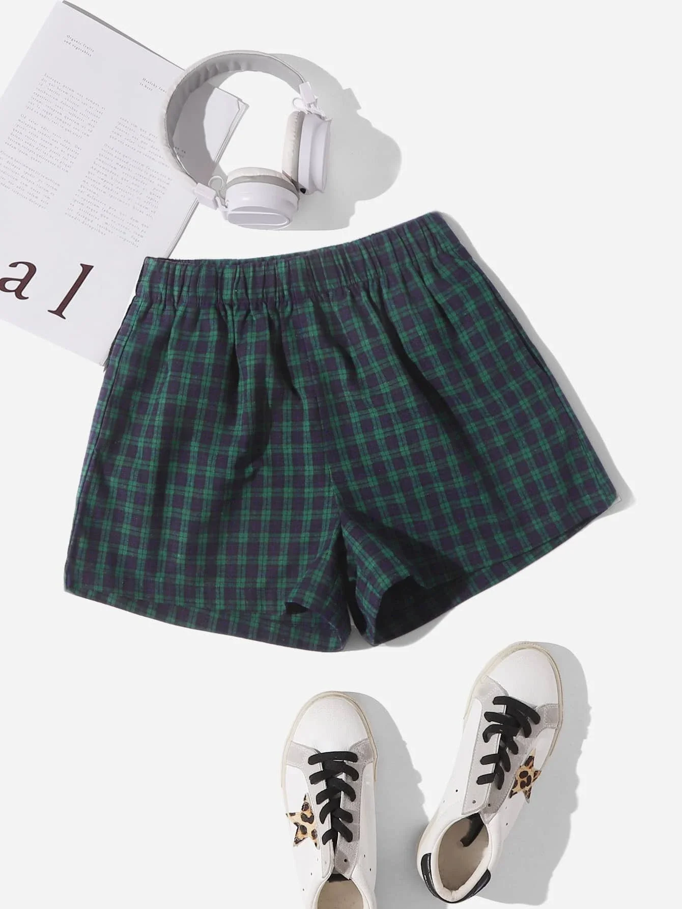 

Elastic Waist Plaid Shorts
