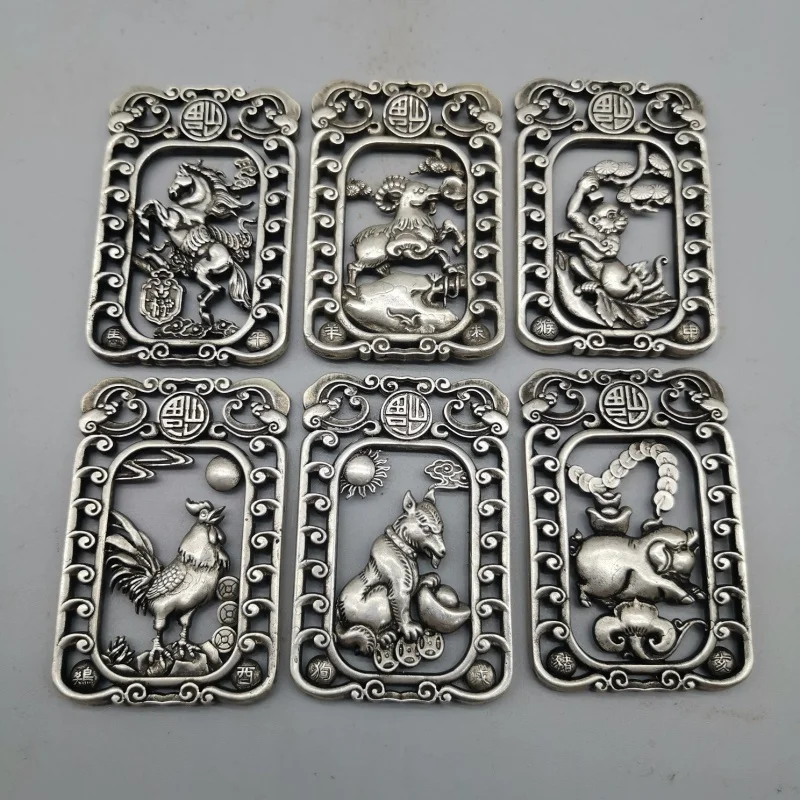 Подвеска из меди с 12 знаками зодиака