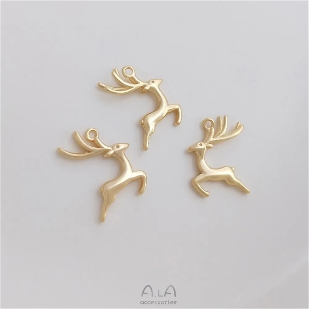 

Color protection 14K gold deer pendant copper plated real gold elk pendant handmade DIY bracelet necklace pendant