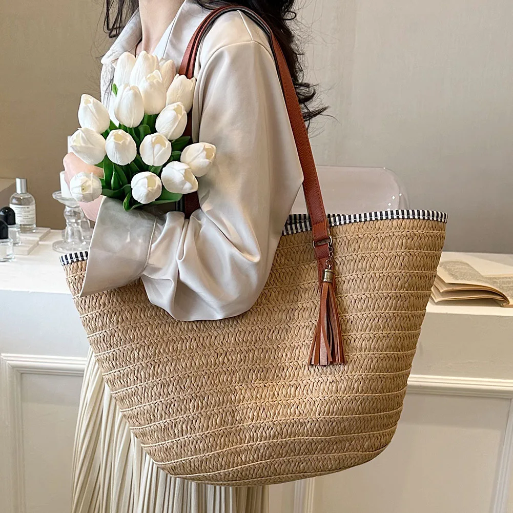 

Summer Hand-Woven Handbags Paper Rope Tassels Weaving Underarm Bag Handmade Casual Fashion Simple Portable for Seaside Holiday