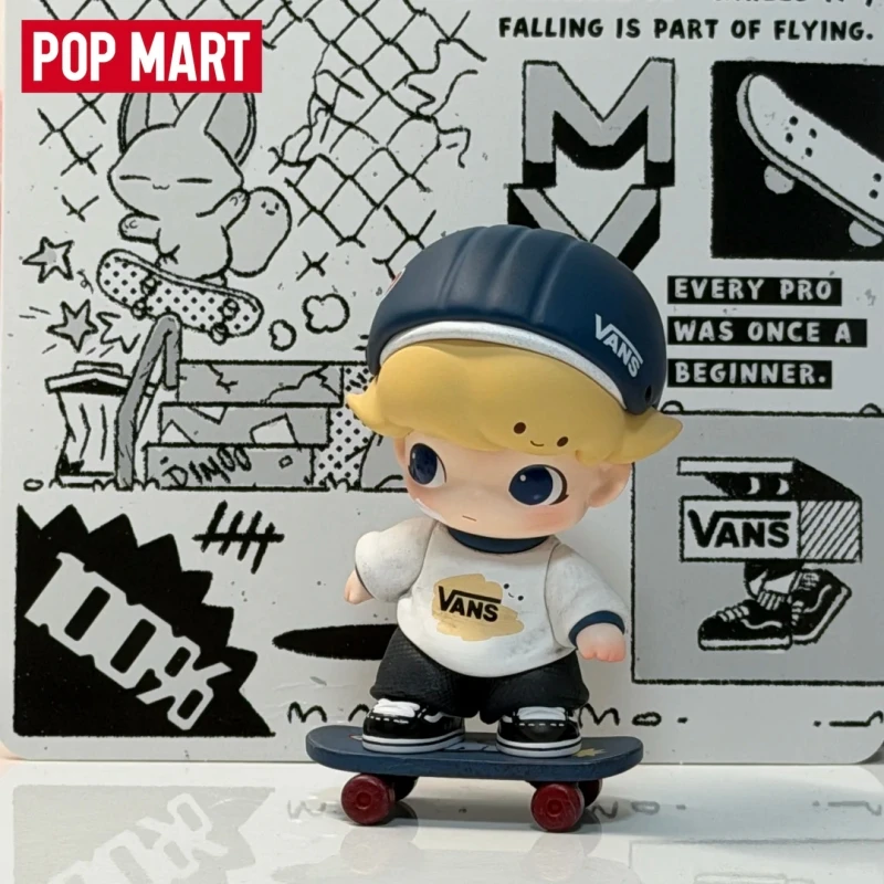 Фото POP MART DIMOO VANS Ride The Dream: Коллекционная фигурка-сюрприз (Blind Box) в коллаборации с Vans, модный настольный декор, художественная игрушка, изысканное изделие, коллекционный подарок №1