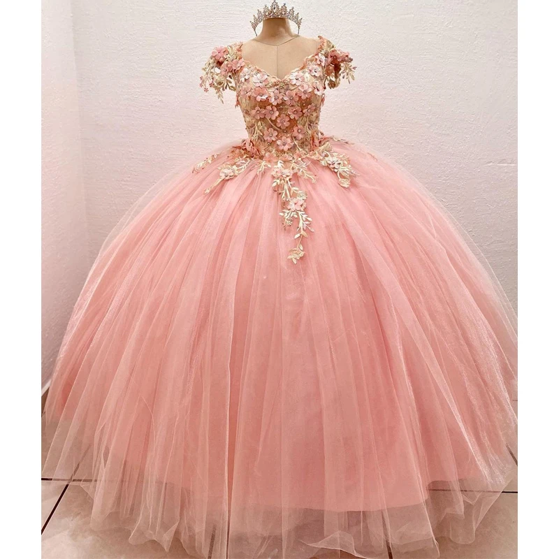 

2023 Pink Quinceanera Dresses Tulle 3D Flower Gold Lace Applique Tiered Skirt Custom Made Sweet 16 Prom Ball Vestidos