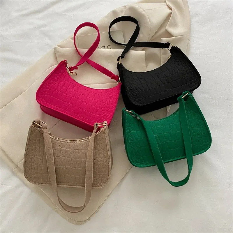 

Solid Color Mini Felt Shoulder Purse New Women Underarm Bag Ladies Fashion Clutches Black Greenk Hot sale Hobos Handbag Pouch