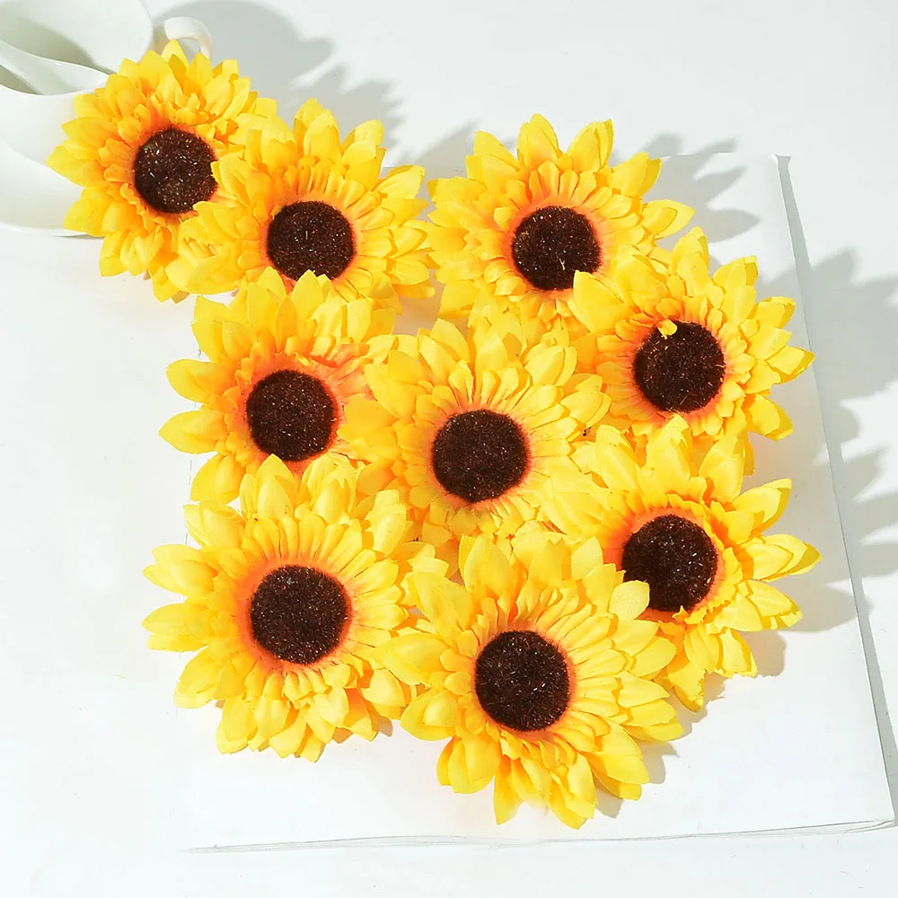 

15Pcs Silk Artificial Flowers Heads 9CM Daisy Sunflower For Wedding Party Home Decoration DIY Wreath Scrapbooking Fake Flower