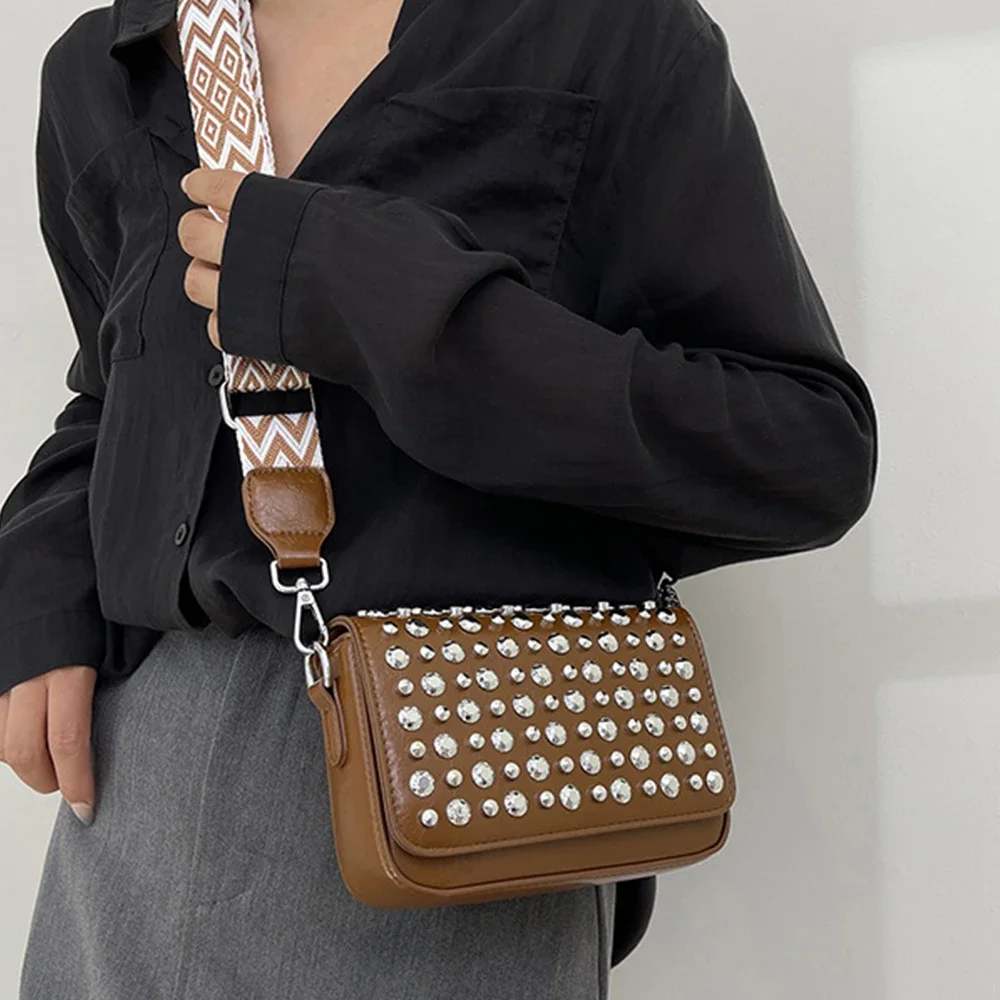 Модная женская сумка через плечо с заклепками и канцелярской кнопкой сумки для