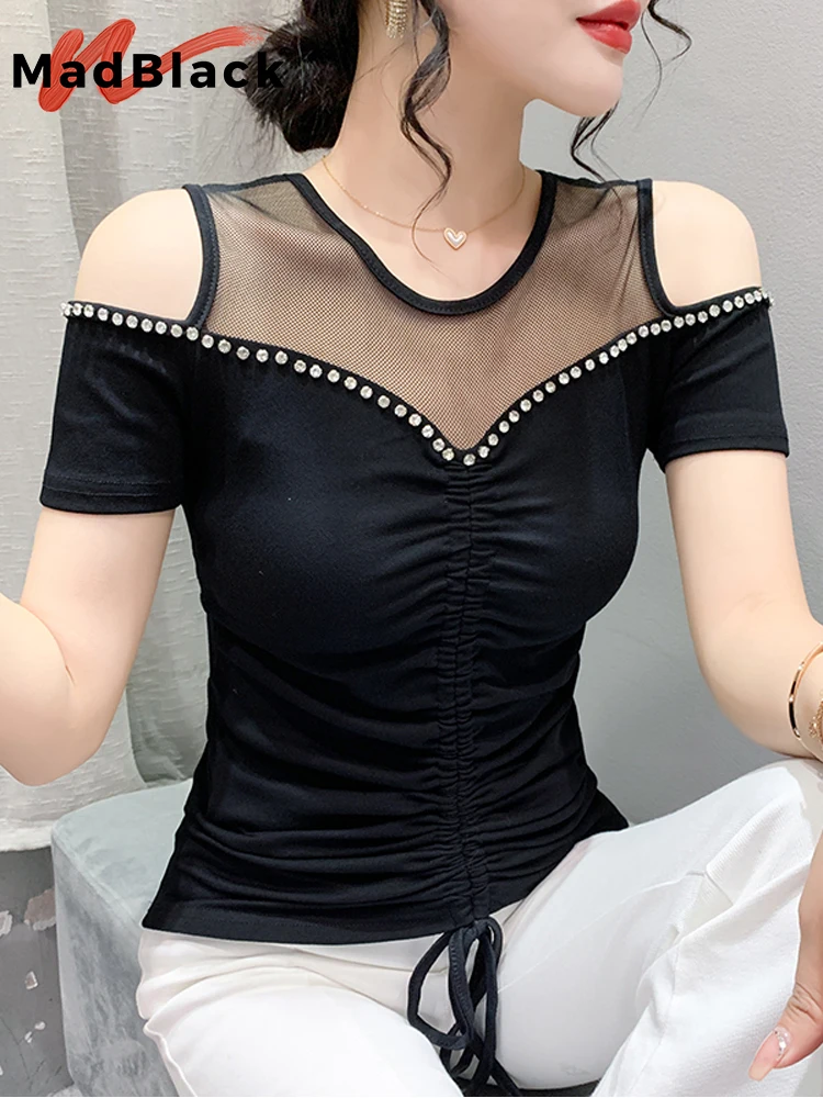 

MadBlack летняя европейская одежда, футболки, женские Сексуальные облегающие сетчатые топы со стразами и рюшами, футболки с коротким рукавом, новинка T34402C
