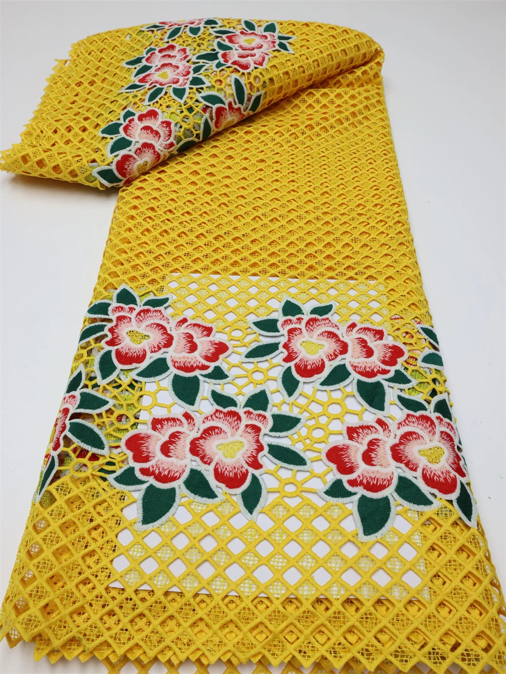 

French Lace Fabric Embroidery Colorful Flower African Cord Lace Water Soluble Nigerian Guipure Cord Party Dress LY556