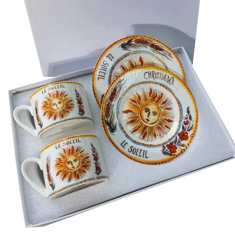 

High quality European creative coffee cups, suits and plates for family gatherings, tea breaks and cool porcelain as gifts
