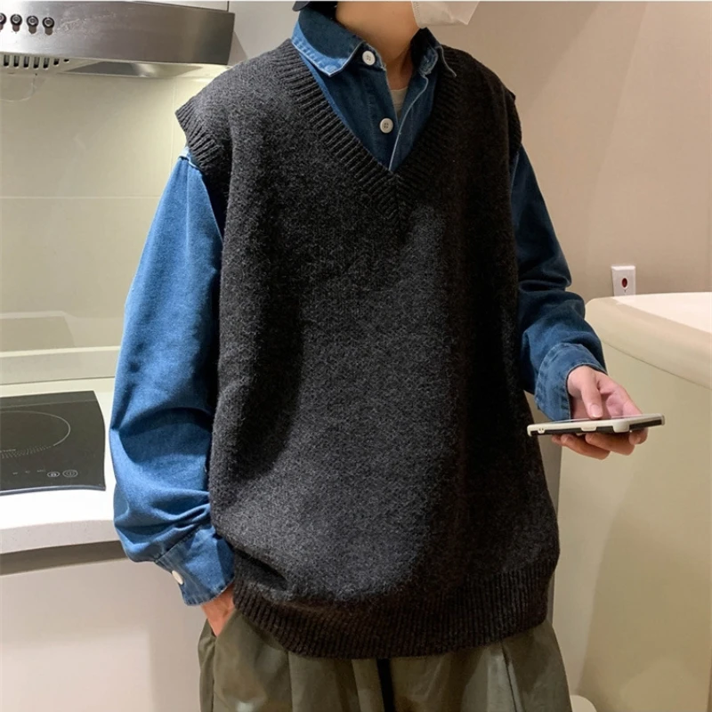 Вязаный жилет-свитер для мужчин осенний классический тонкий дизайн с v-образным