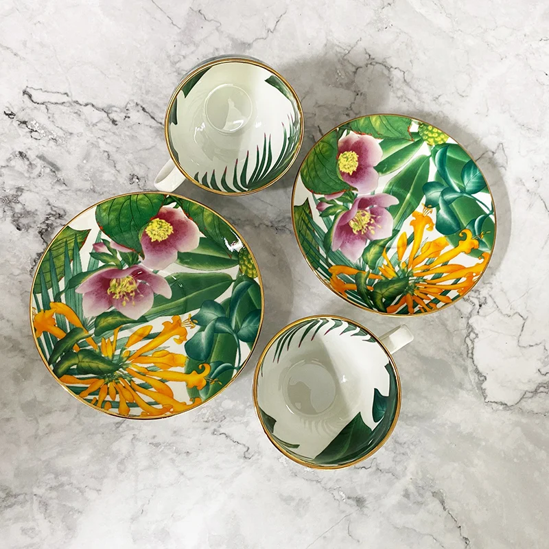 

Top Grade Bone China Coffee Cup Creative European Tea Cup Set And Saucer Home Party Afternoon Tea Teacup