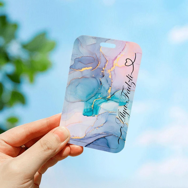 Pretty Swoosh с позолоченным краем вертикальный высококачественный держатель для карт