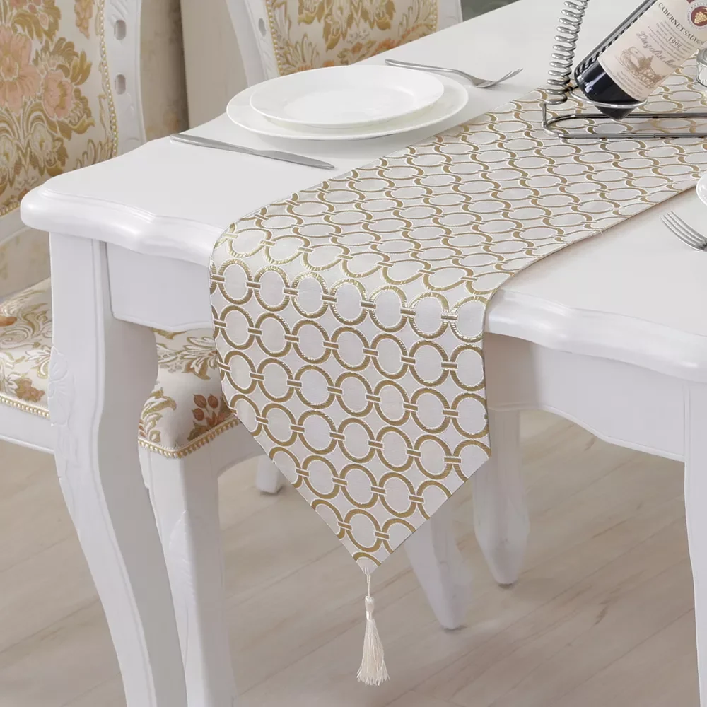

Modern Circle Table Runner Gold Silver European Tasseled Embroider Table Runners for Wedding Hotel Home Dinner Table Decoration