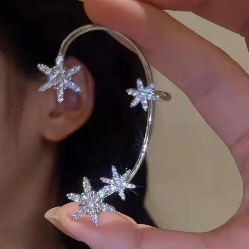 

New European and American Style Ear Clips Without Ear Holes Female Snowflake Auricles High-end Ear-hook Earrings New Ear Clips