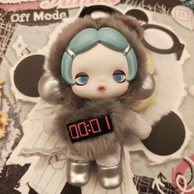 Фото POP MART Skullpanda Off Mode Series: плюшевая кукла-подвеска, милая фигурка, модный коллекционный сувенир, подарок на день рождения №5
