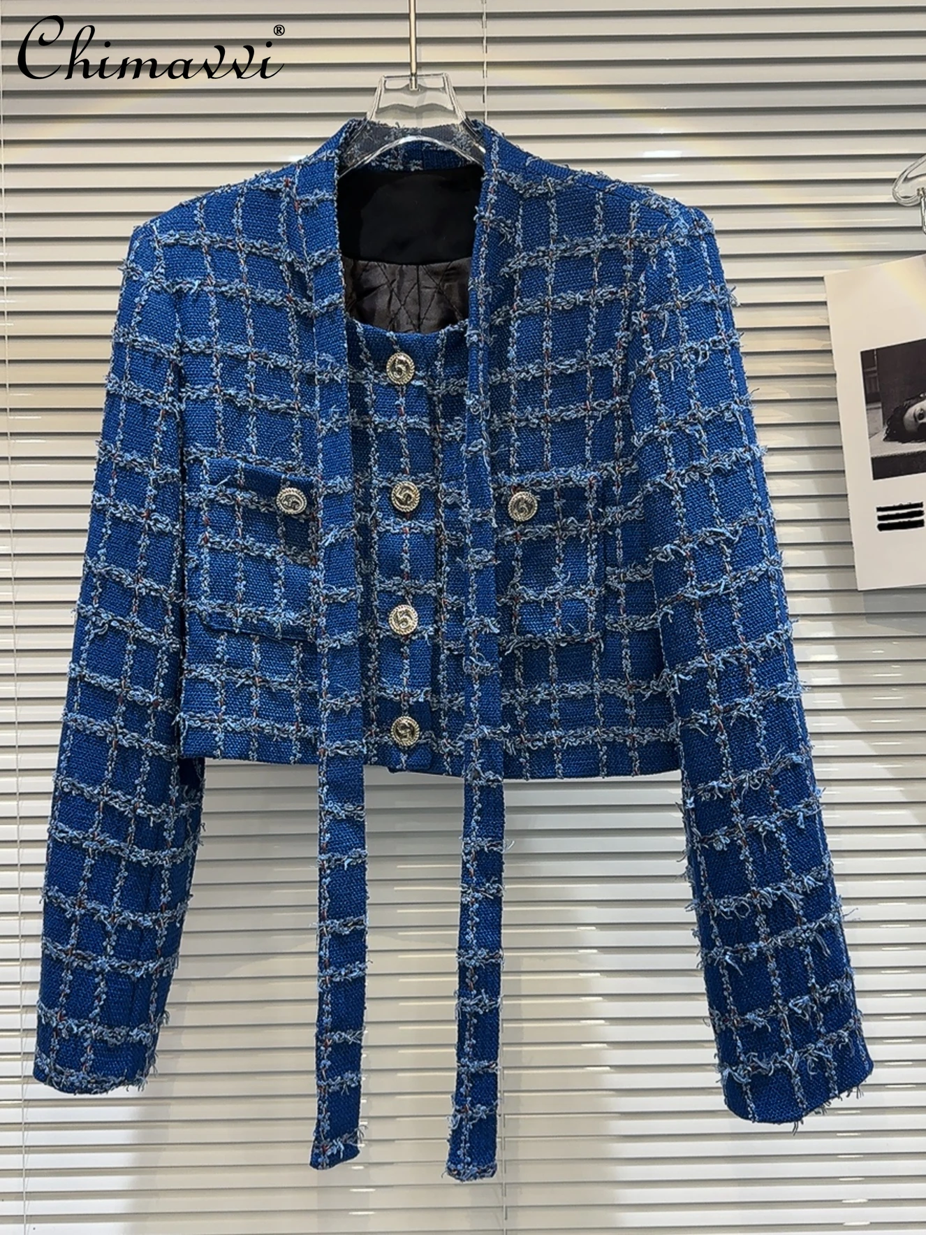 

Женское твидовое пальто на шнуровке, офисное короткое пальто в клетку с золотистой пряжкой, потертостями, стеганые куртки с длинным рукавом для зимы