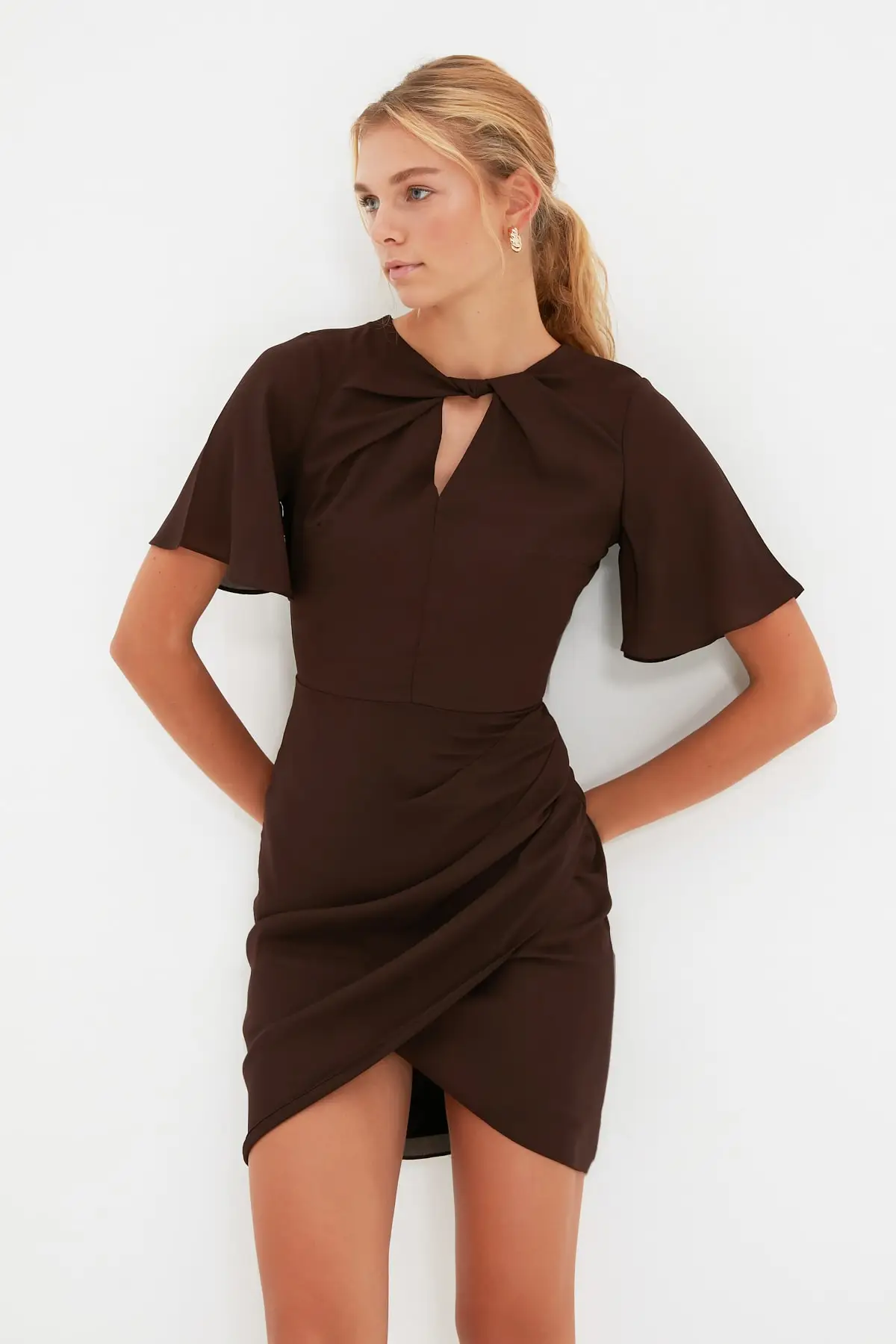 

Trendyol Collar Detail Dress TWOAW22EL0232