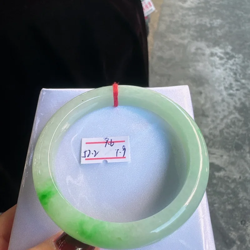 Заводской натуральный зеленый плавающий браслет-кольцо с а-образным нефритом