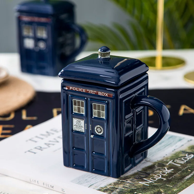 

Креативная полицейская коробка Doctor Who Tardis, кружка, забавная керамическая чашка для кофе и чая с ложкой, подарочная коробка в синей и молочной...