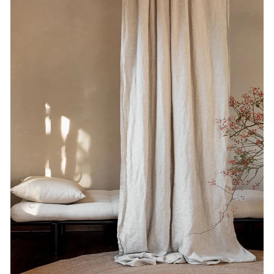 Полупрозрачные льняные шторы для окна