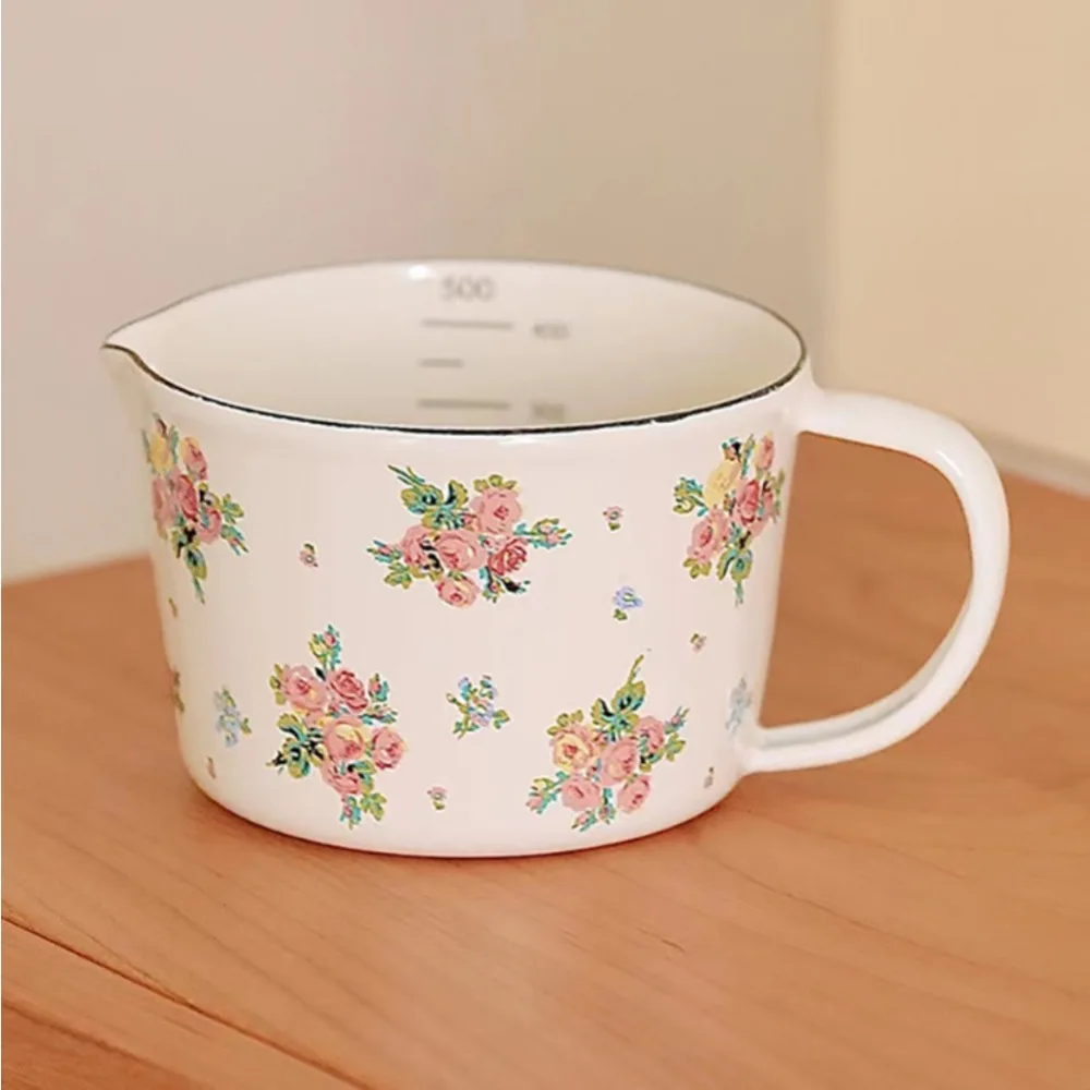 

French Style Retro Small Floral Enamel Baking Measuring Cup Milk Cup Water Cup Egg Bowl