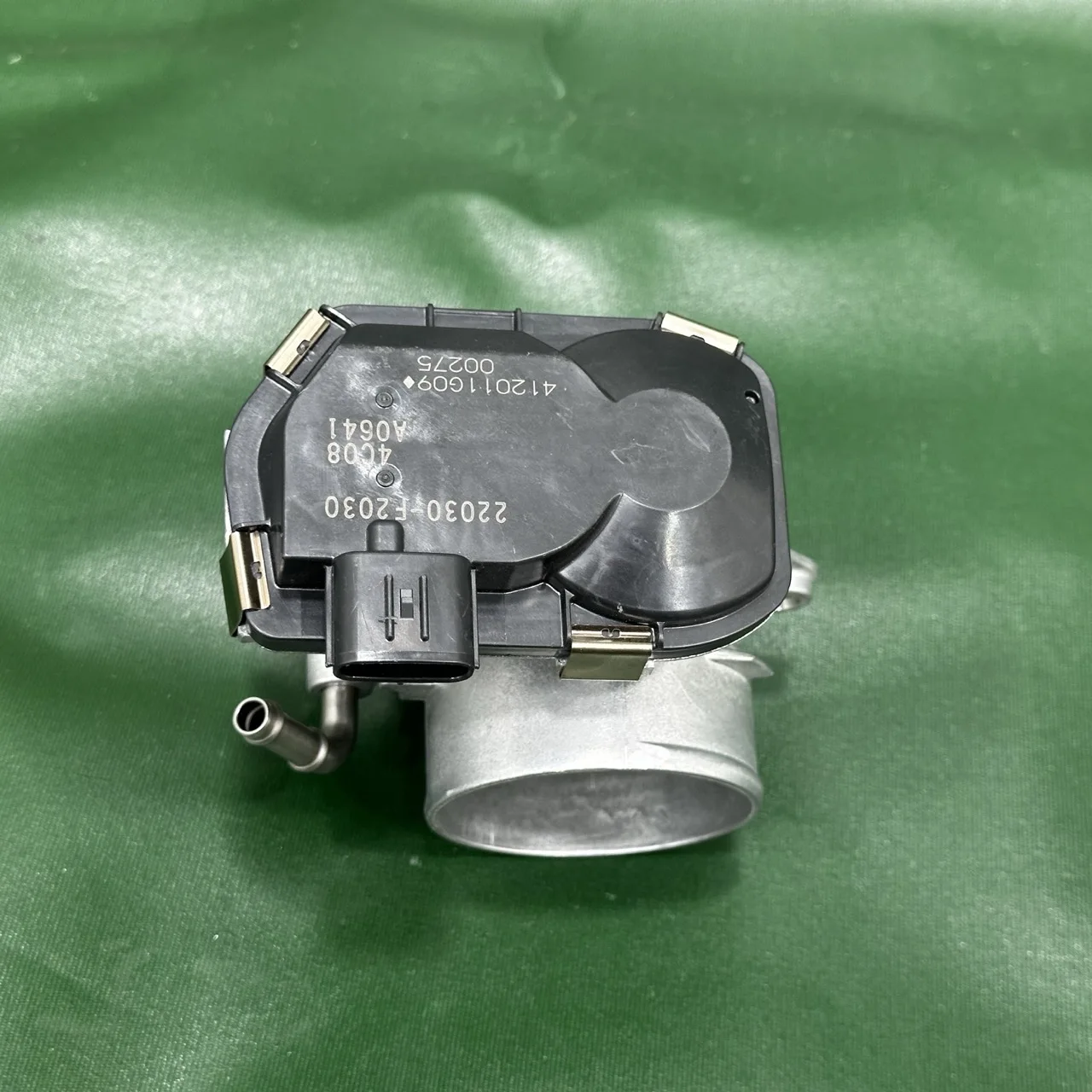 22030-24010 Дроссельная заслонка в сборе для Toyota Corolla SE 22030-F2010 22030-F2040 (art.: 3920cdceee9d6) - 3920cdceee9d6