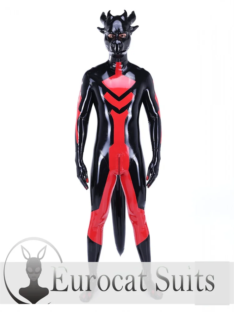 Латексный комбинезон с капюшоном для щенков