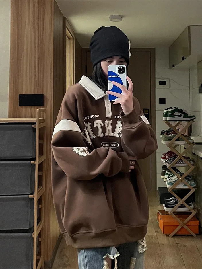 Рисунок 5 - Американский свитер контрастных цветов в стиле ретро