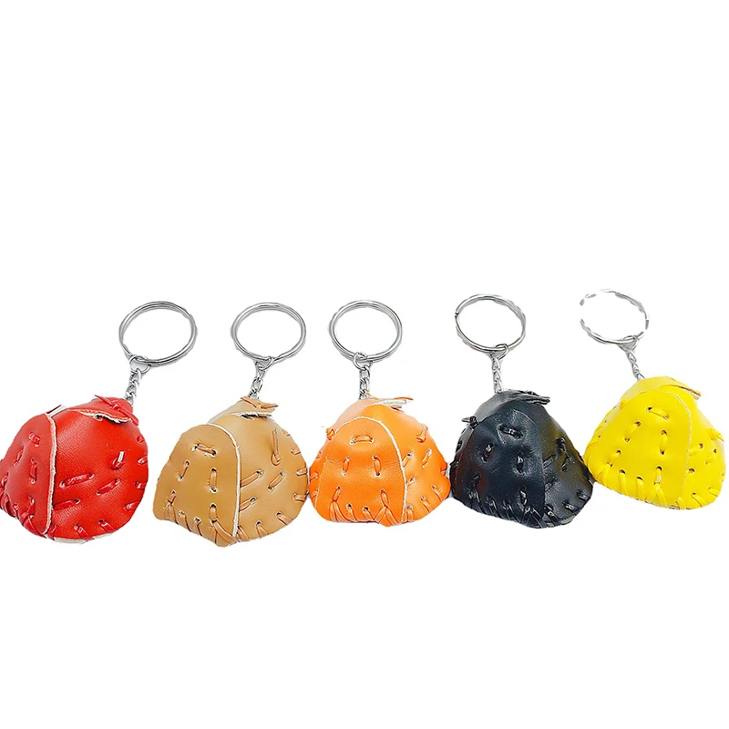 Рисунок 6 - Брелок для ключей в виде бейсбольной перчатки