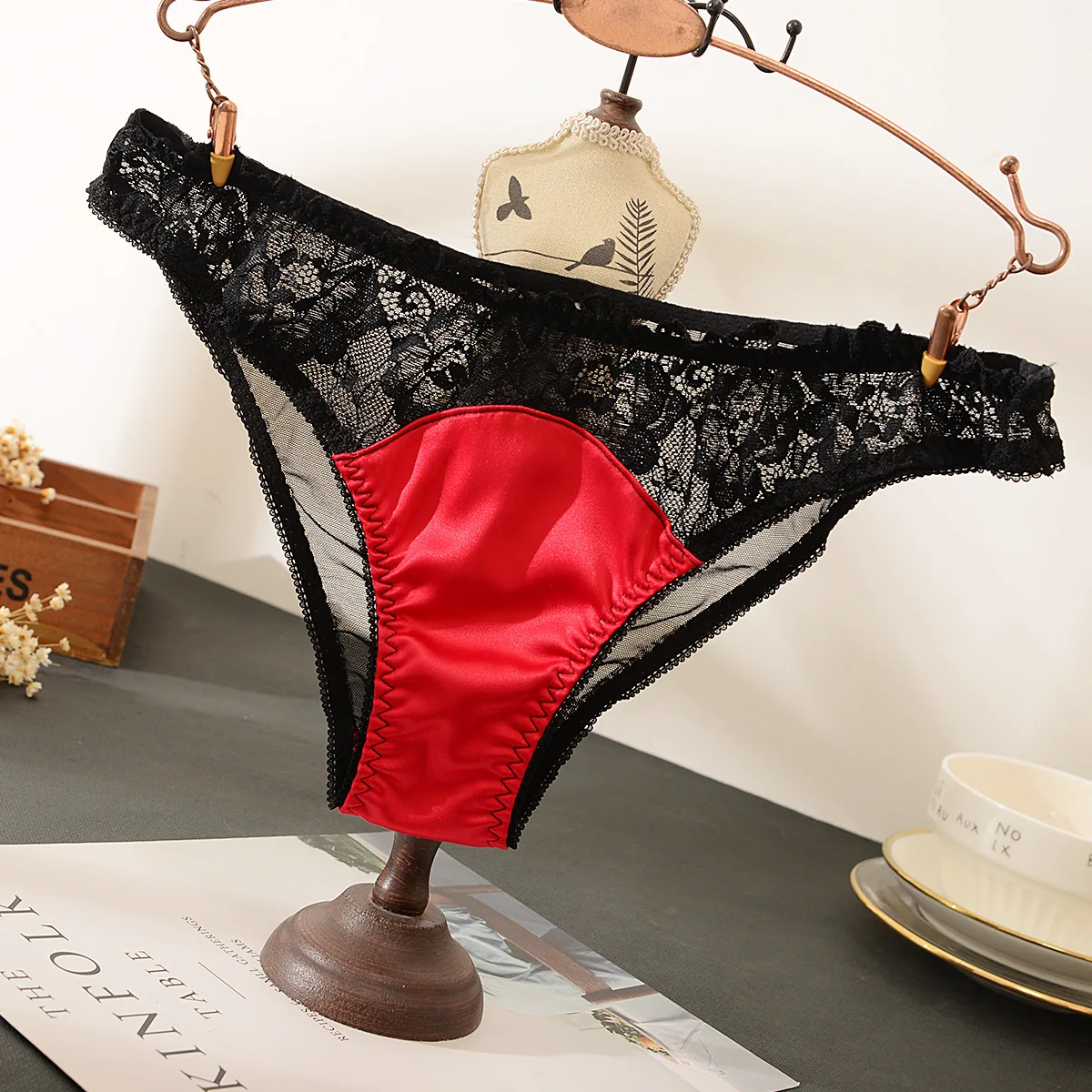 

Sexy Women's Panties Seamless Lingerie Transparent Lace Bikini Briefs Lady Girl Underwear Cotton Fabric Intimates Top