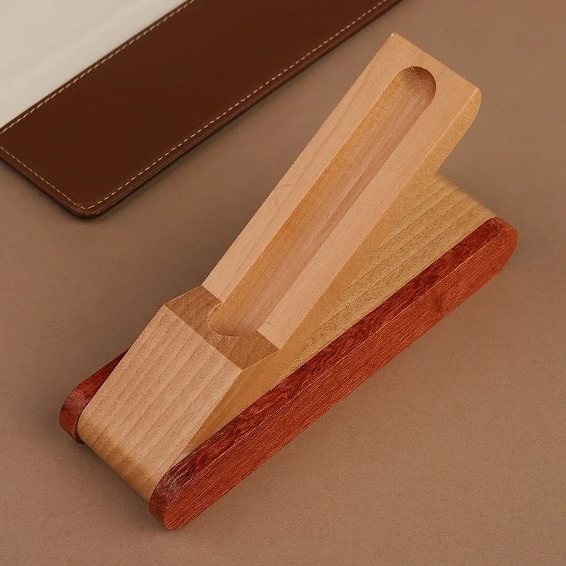 

Деревянная подарочная коробка для ручек