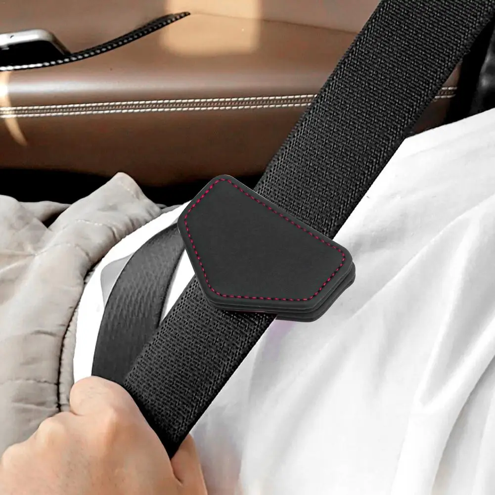 

Magnetic Seatbelt Adjuster Comfort Seat Belt Covers Universal Auto Shoulder Neck Protector Strap Positioner Locking Clip for Car