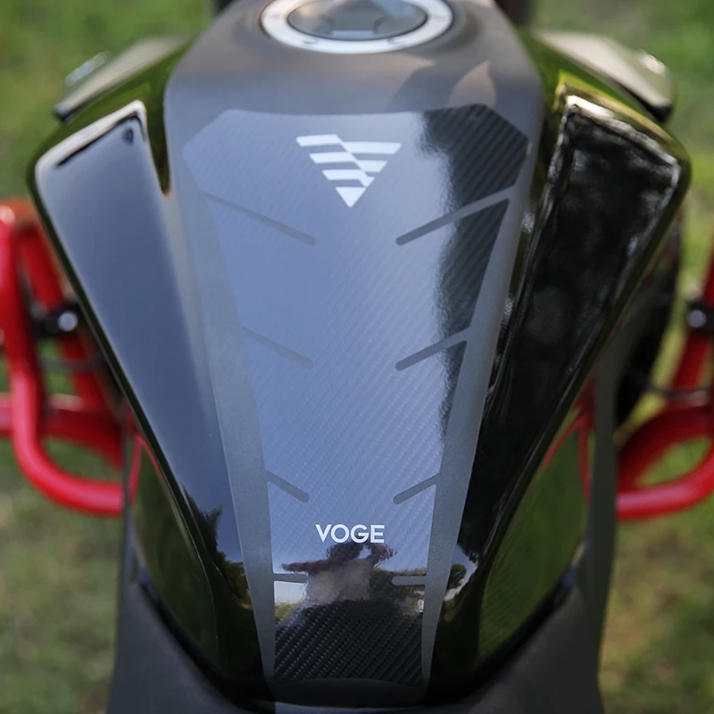 

Подать заявку на Loncin Voge 300r наклейки для топливного бака Fishbone Carbon Fiber Style