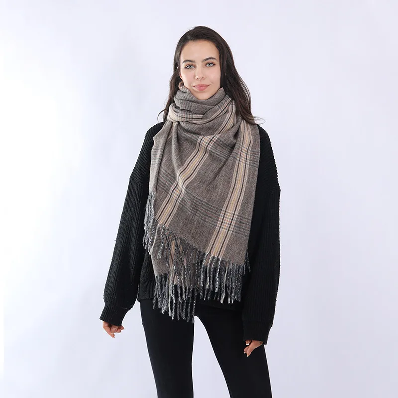 

Зимний женский шарф, Европейский клетчатый длинный кашемировый шарф с кисточками, женская теплая шаль 220 см