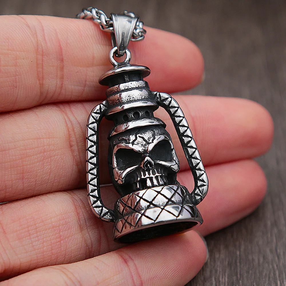 Ожерелье мужское с подвеской в виде черепа из керосиновой лампы |