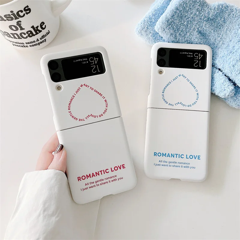 

Simple English Love Heart Phone Case with Pendant for Samsung Galaxy Z Flip 4 3 Hard Cover for ZFlip3 Zflip4 Solid Shell Bracket