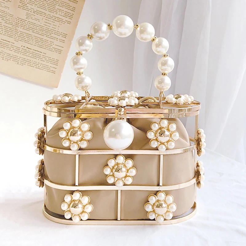 

Women's Evening Clutch Bag Hollow Out Pearl Flowers Beaded Metallic Wedding Clutch Purse Mini Bucket Handbag for Party ZD1626