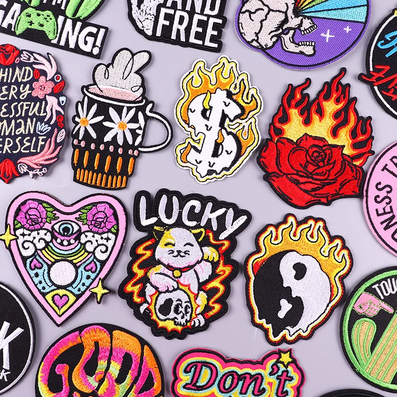 С изображением из мультфильма Lucky Cat патчи с мультяшным пламенем вышитые для