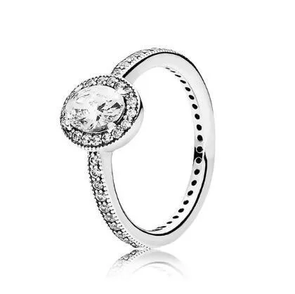 Женское кольцо из серебра 925 пробы с кристаллами