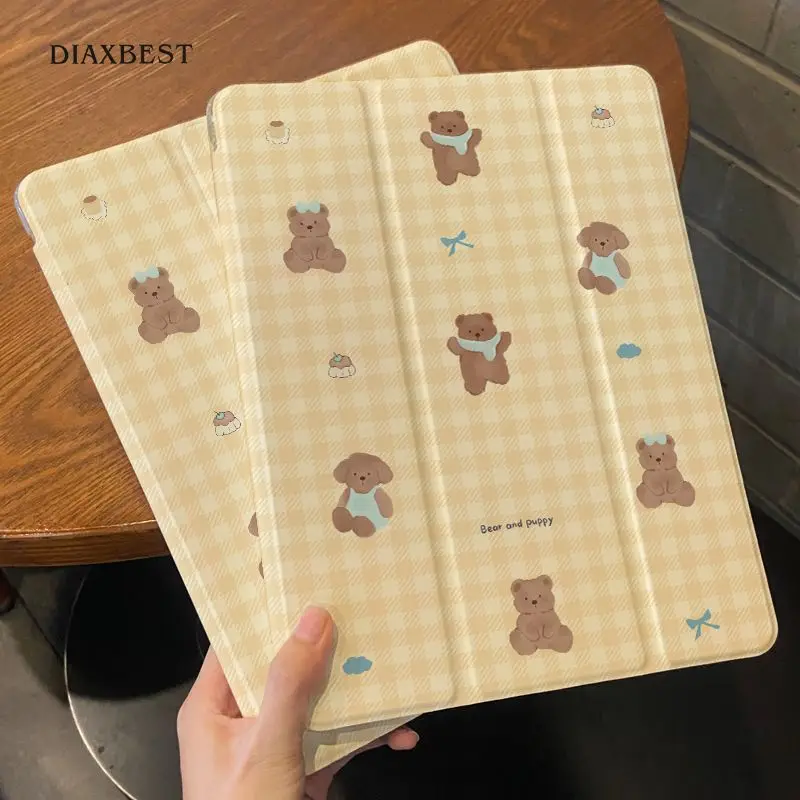 Фото Чехол-держатель для карандашей Funda для IpadAir 5th 4th IPad 10.2, чехол 7/8/9th Generation 2017, 2018, 9,7-дюймовый галстук-бабочка с милым мультяшным медведем №5
