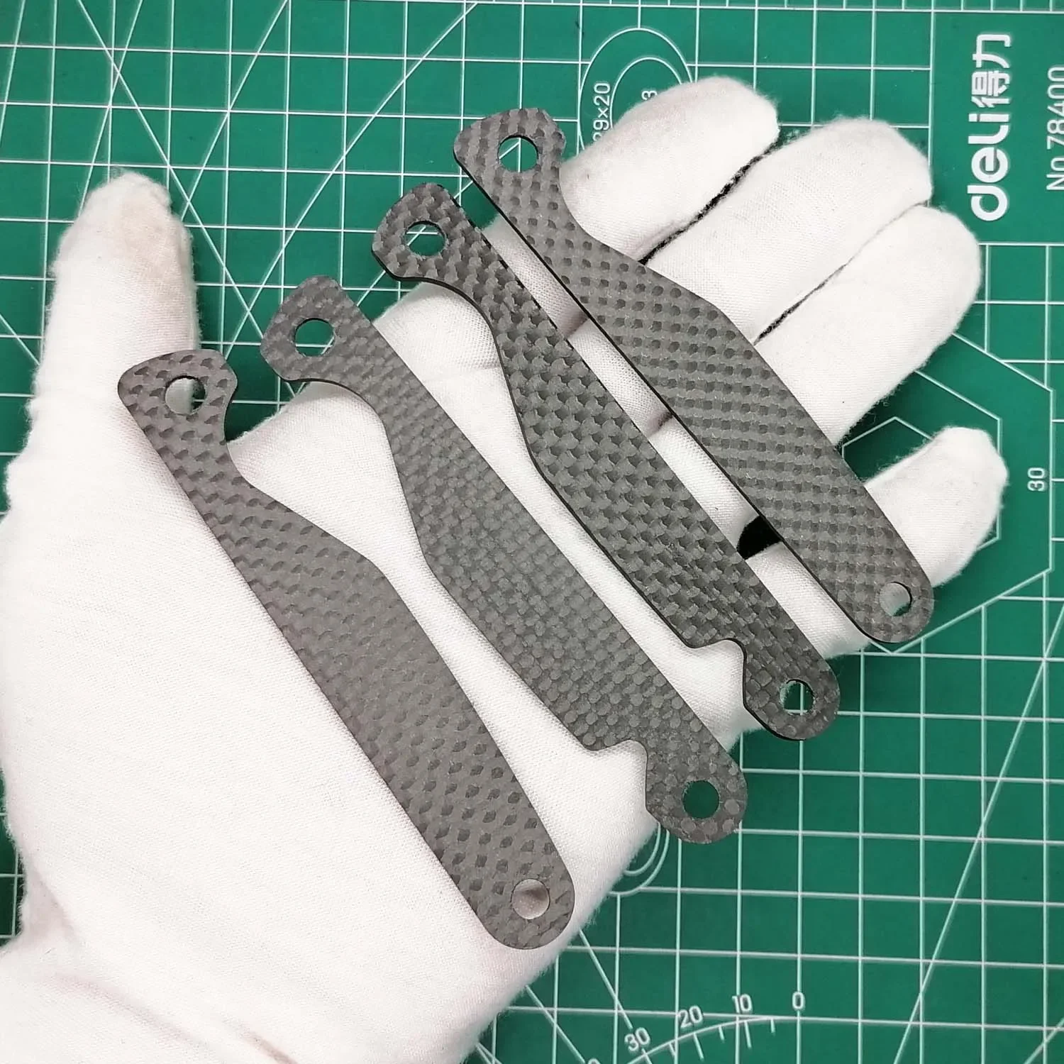 Весы из углеродного волокна ручной работы для Leatherman заряжающие тонкогубцы 1