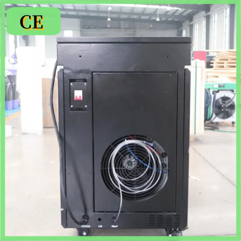 Новый волоконный лазерный сварочный аппарат для очистки автомобильных деталей