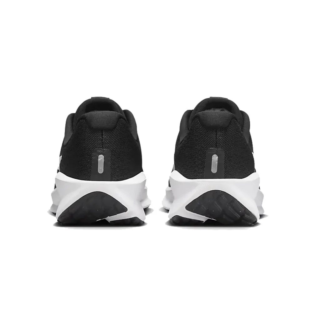Фото Женские кроссовки Nike DOWNSHIFTER 13 Comfort Fabric Breathable Low-Top Casual City Commuter Running Shoes, черно-белые, FD6476-001 №5