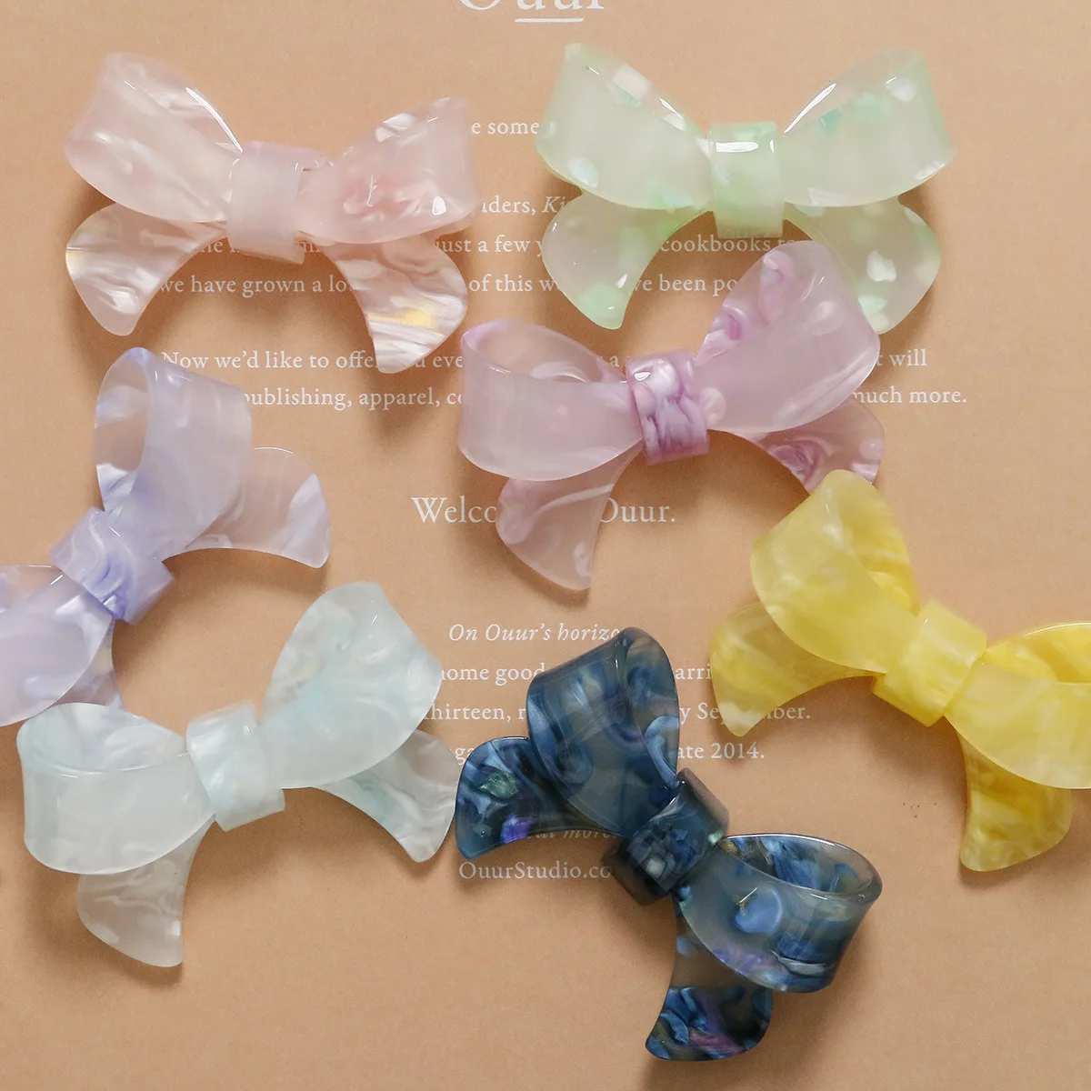 

Newest 10pcs 60*40mm Big Size Flatback Pastel Colors Acrylic Acid Resin Ribbon Bow Patch Sticker Ornament Accessories Beading