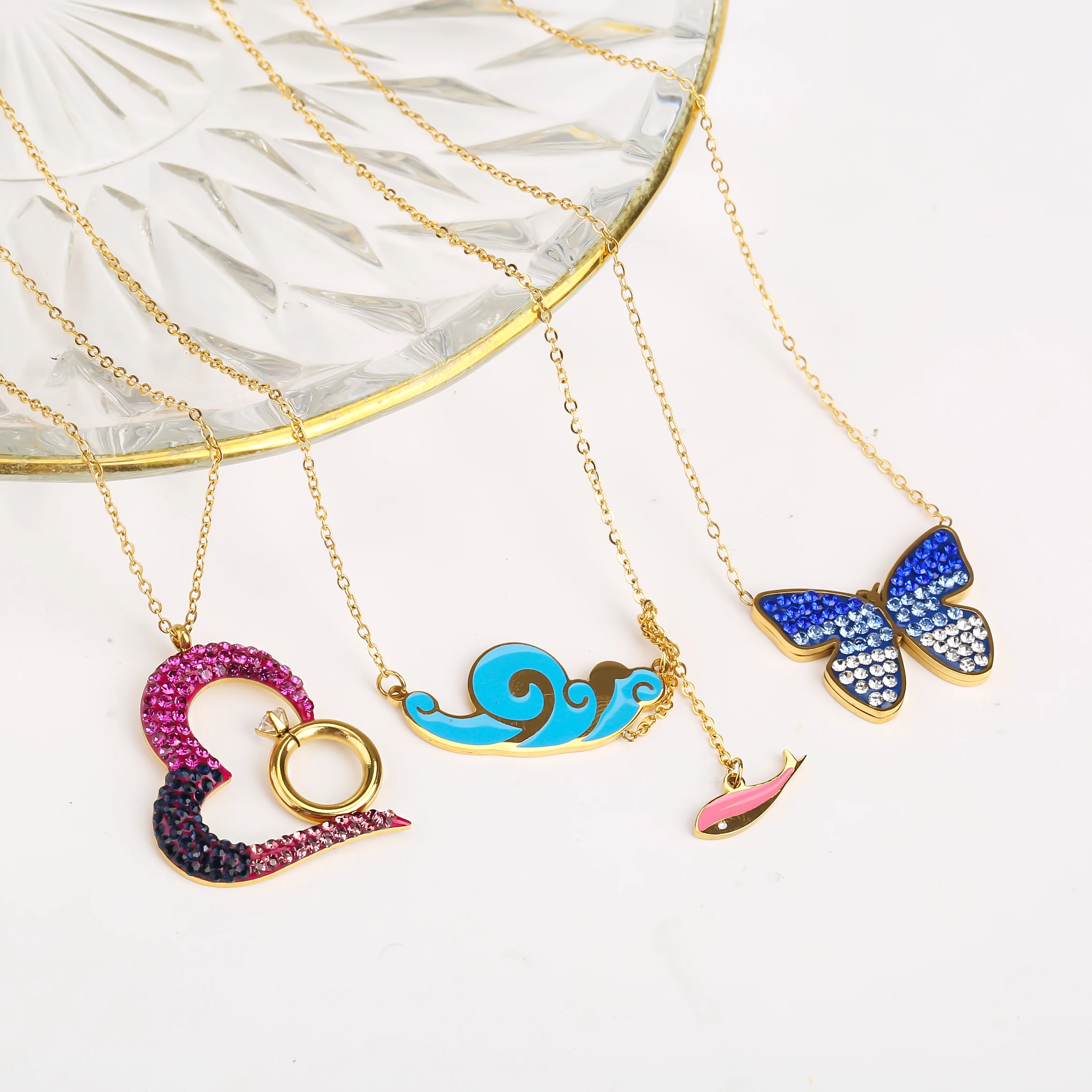 

Кулон геометрический из нержавеющей стали с бабочкой для женщин, свадебное ожерелье под золото, милое романтическое ювелирное изделие, под...