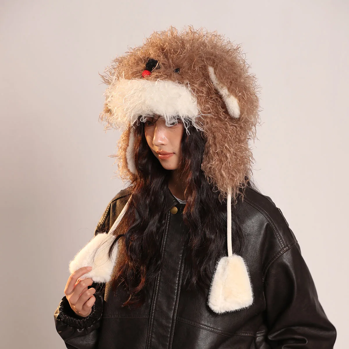 Зимняя шапка-бомбер унисекс с ушками на подкладке из искусственного меха