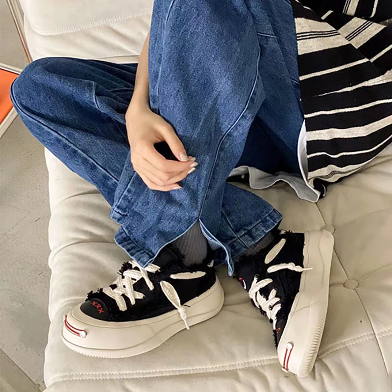 2023 Ins Style Smile Face Women Canvas Casual Sports Shoes Ladies Skatebord Chunky Daddy Shoes Female Lace-up Platform Sneakers