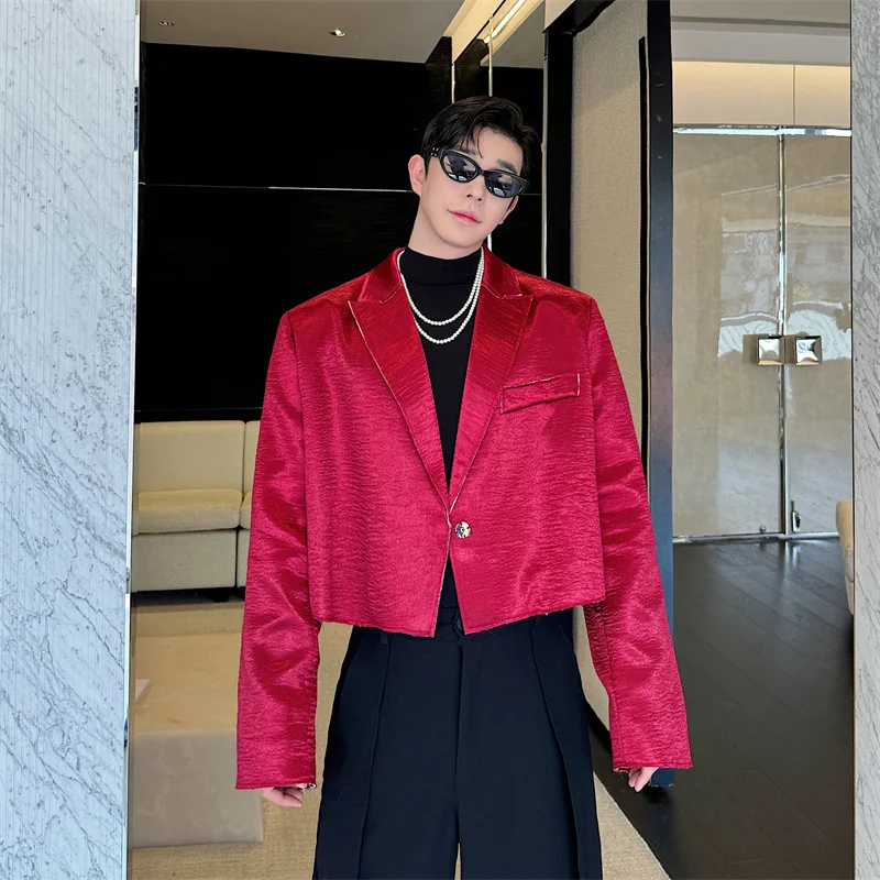 Осенний глянцевый короткий костюм мужской для ночного клуба дискотеки красный